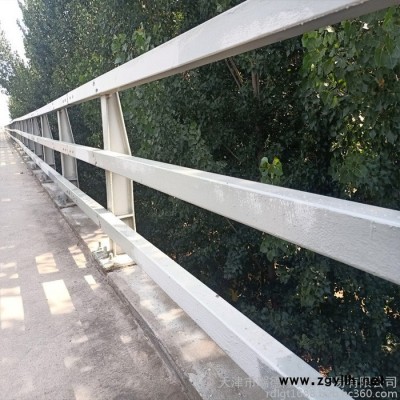 公路道路護欄 201碳素鋼復合管河道欄桿 道路燈光護欄 工程預算 天津瑞德隆